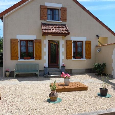 Chambres D' Hotes A Benaize Coulonges  Exterior photo